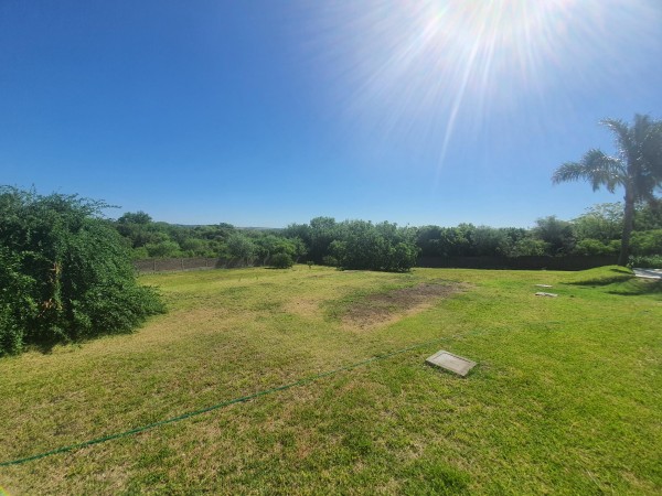 VENDO O PERMUTO ESPECTACULAR INMUEBLE. PILETA, QUINCHO, PARQUE