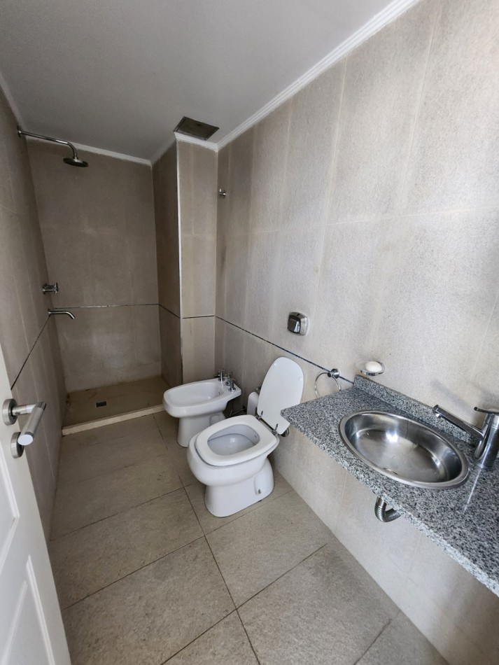 VENDO DEPARTAMENTO ZONA PARQUE U$S 65.000