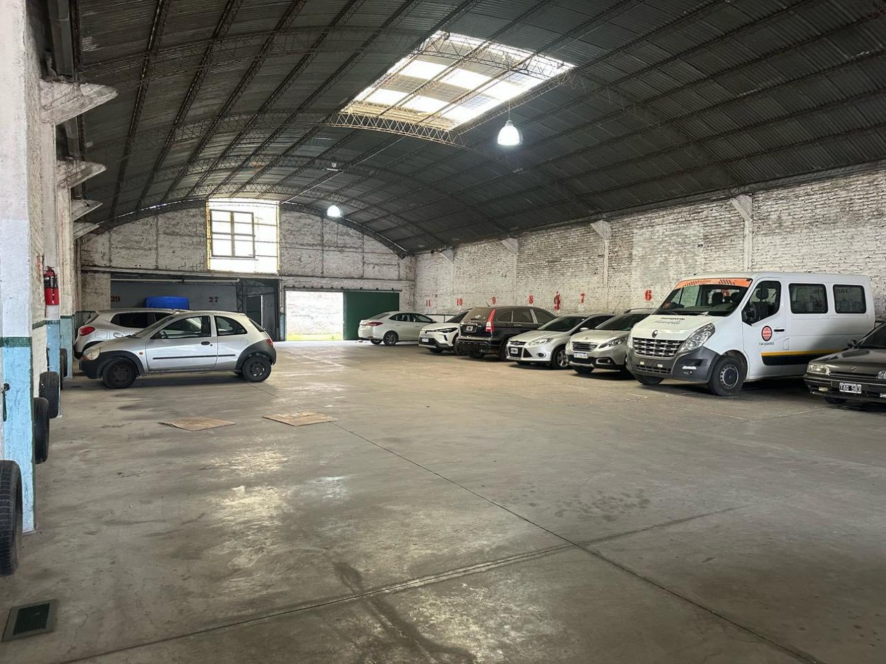 ALQUILO GALPON SOBRE CHURRUARIN ZONA PATRONATO