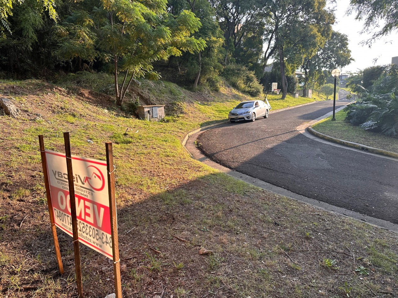 VENDO LOTE EN PUERTO URQUIZA 1.200 M2 U$D 110.000 