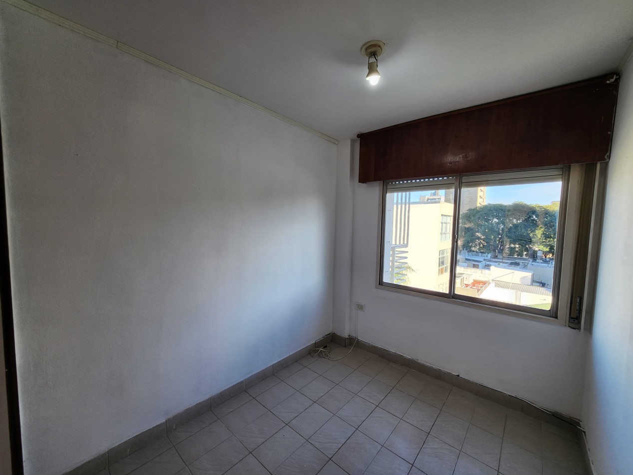 ALQUILO SEMIPISO ZONA PARQUE+COCHERA $680.000+EXP+IMP