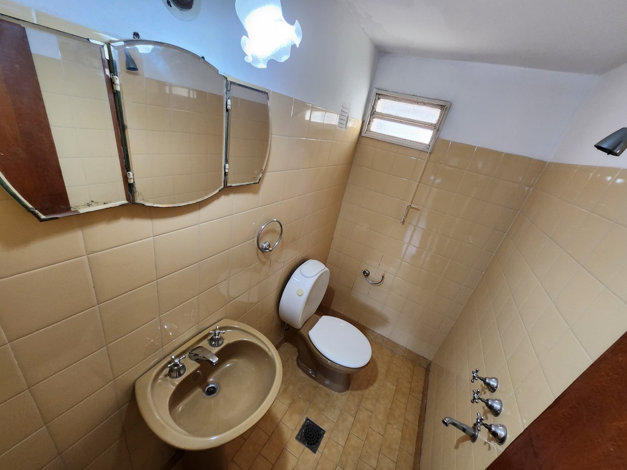 ALQUILO SEMIPISO ZONA PARQUE+COCHERA $680.000+EXP+IMP