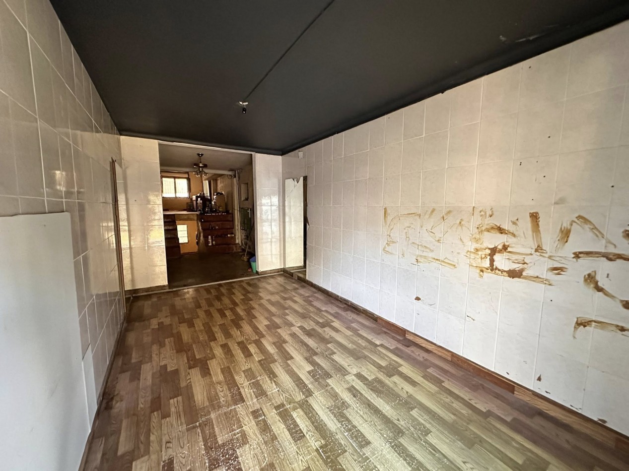 VENDO CASA 3 DORM, 2 COCHERAS. QUINCHO Y PILETA