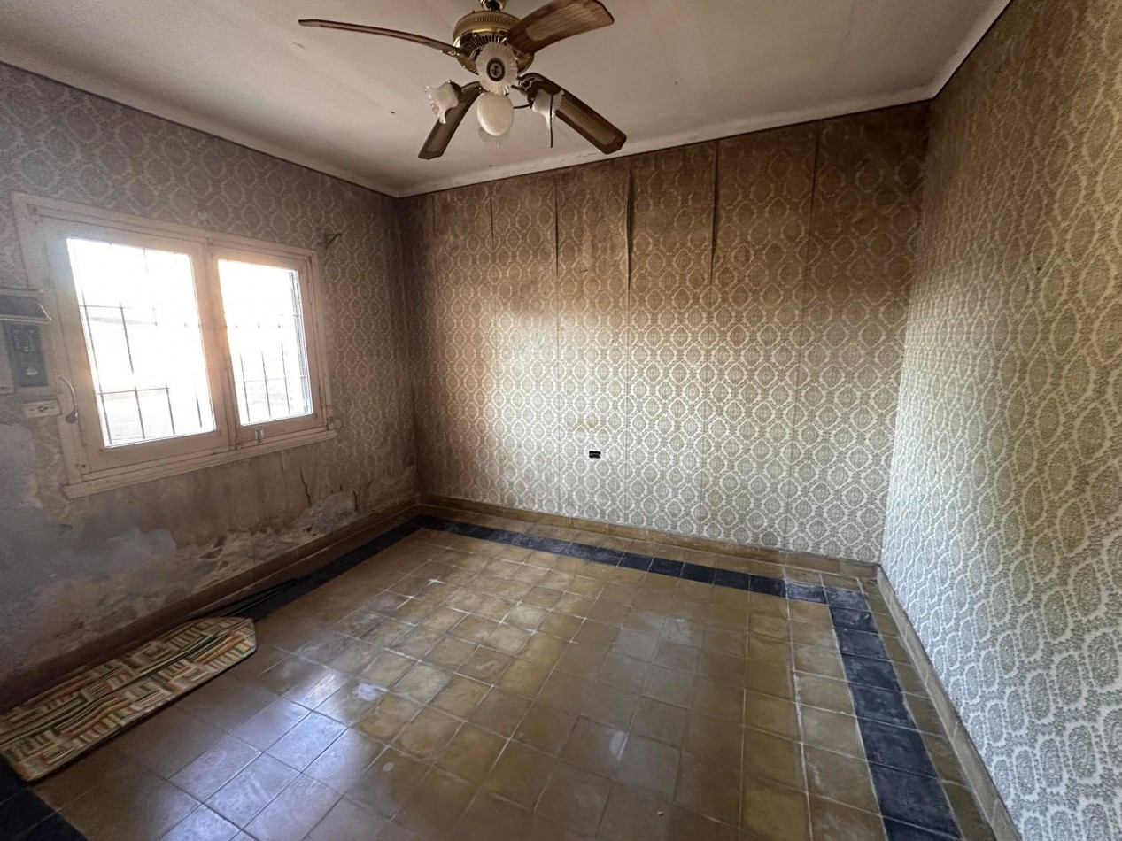 VENDO CASA 3 DORM, 2 COCHERAS. QUINCHO Y PILETA