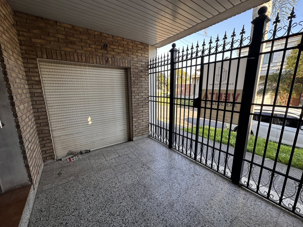 VENDO CASA 3 DORM, 2 COCHERAS. QUINCHO Y PILETA