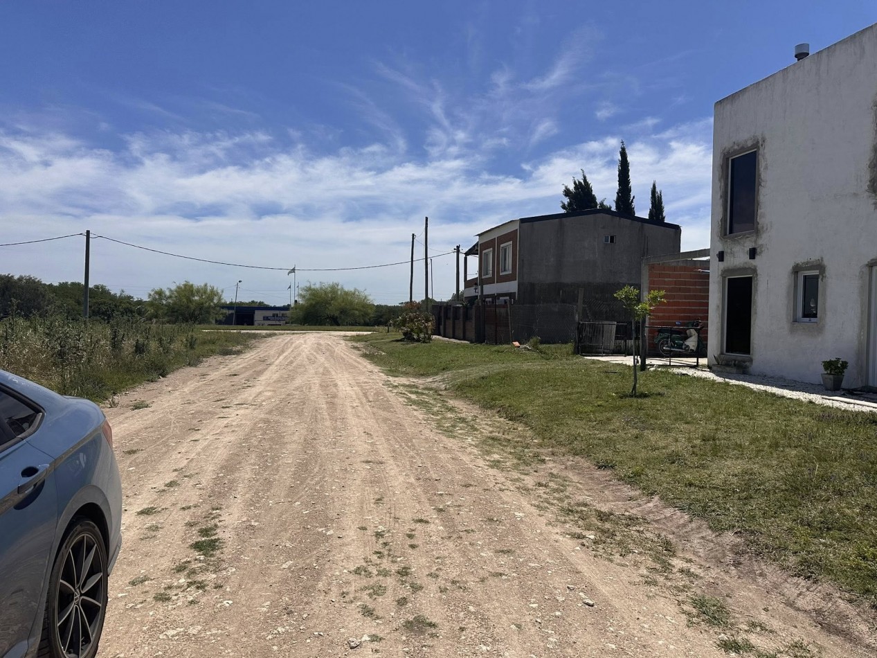 VENDO TERRENO EN SAN BENITO ZONA PARQUE VIEYTES