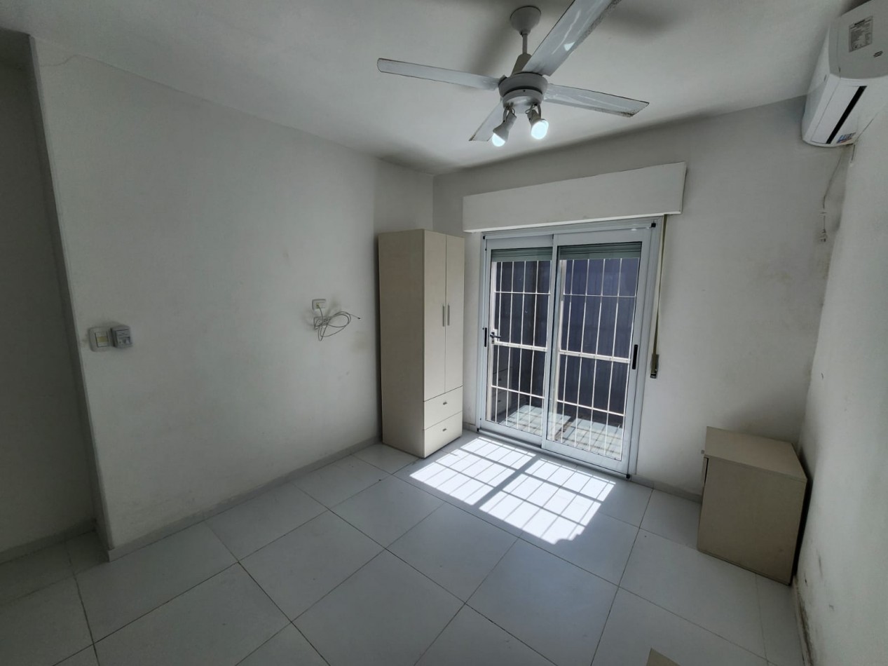 ALQUILO DEPARTAMENTO DE 1 DORMITORIO CON PATIO. ZONA CENTRO PARQUE $440.000 FINAL