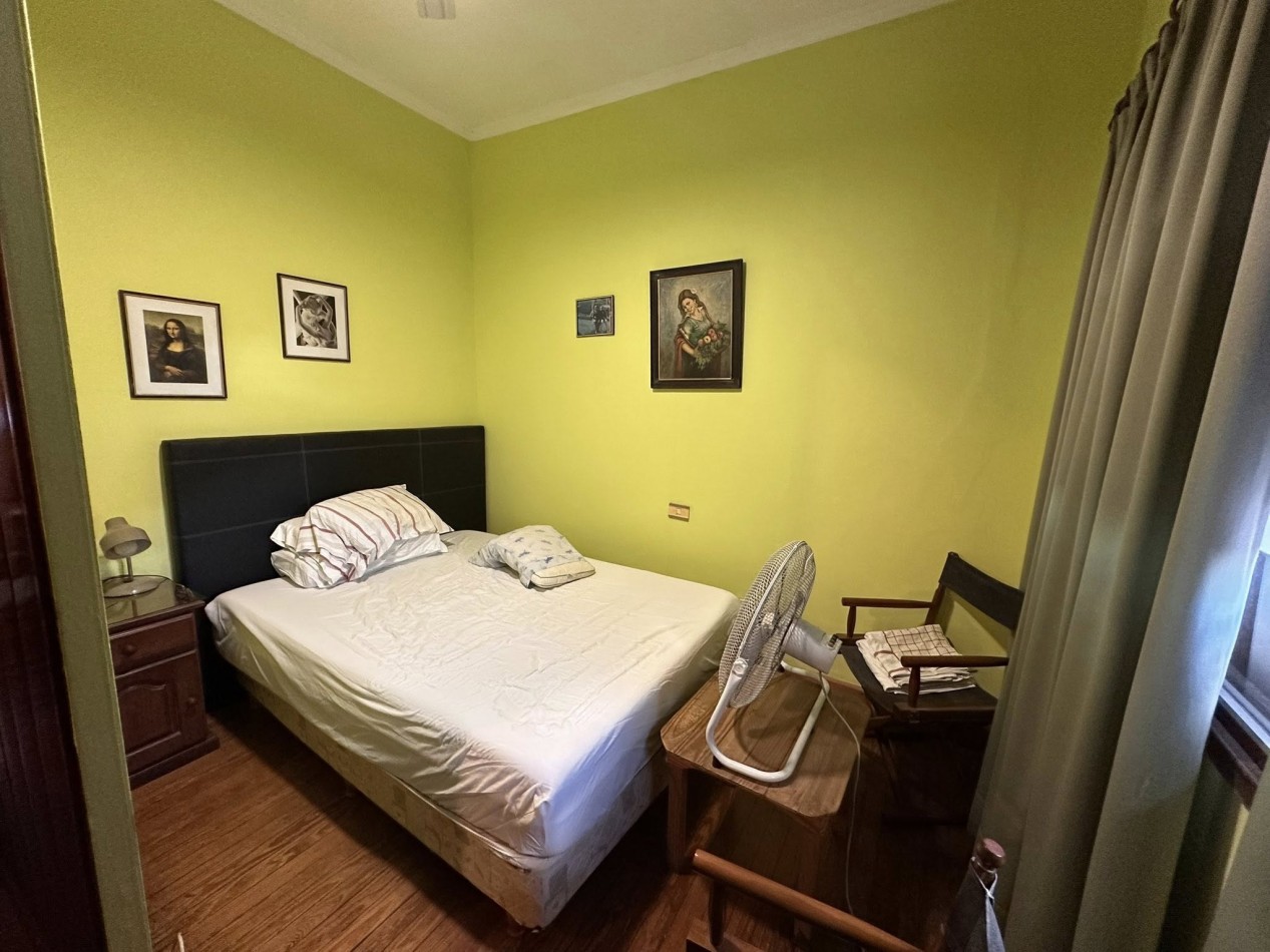 VENDO HERMOSA CASA ZONA 5 ESQUINAS. CALLE ALSINA