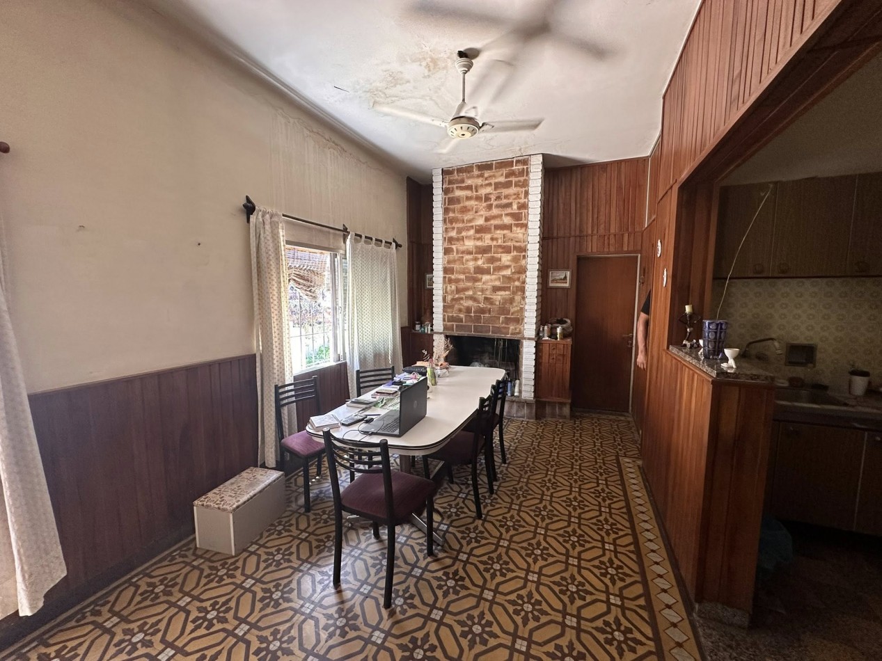 VENDO CASA ZONA CENTRO A RECICLAR 700m2