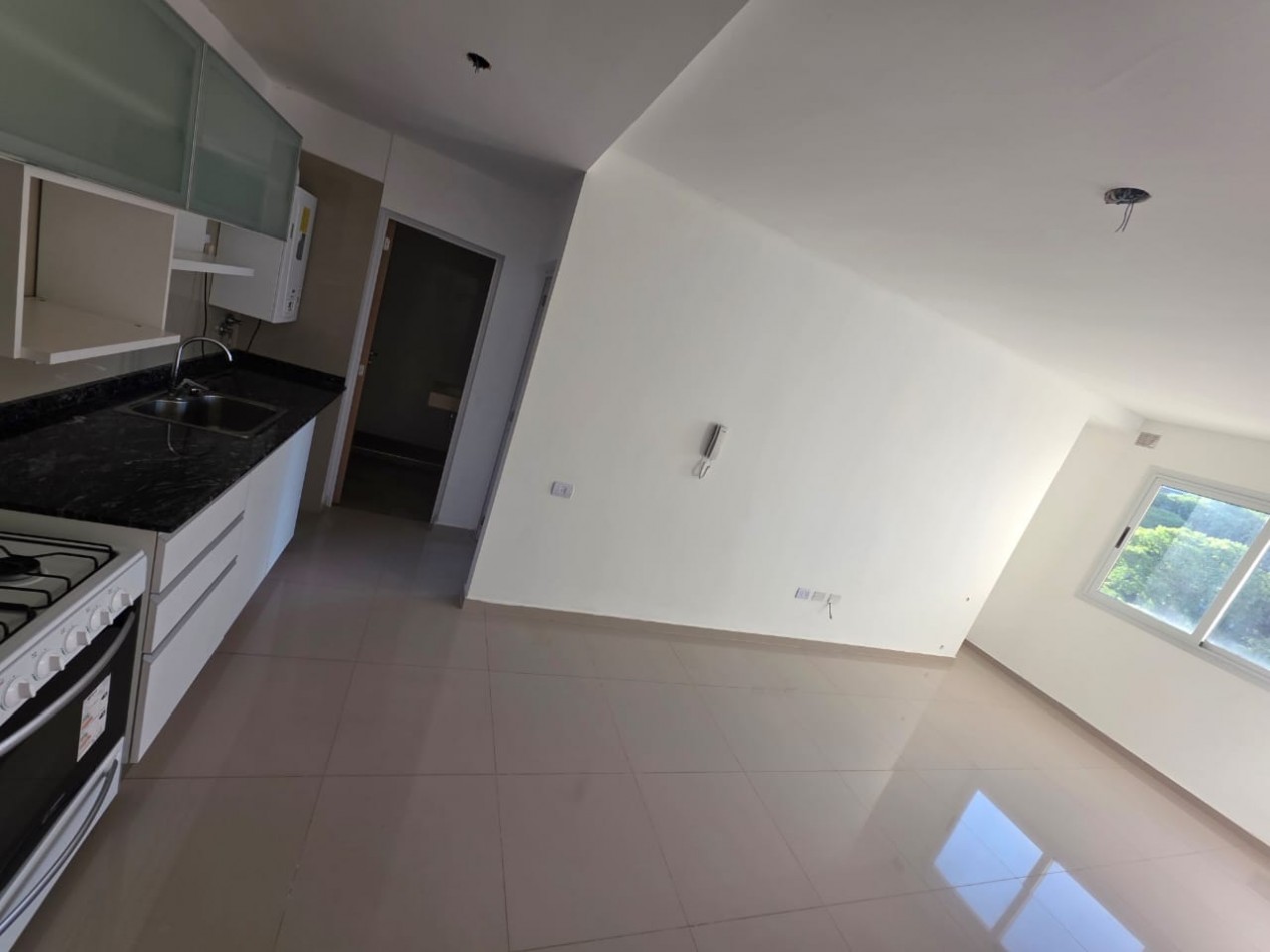 ALQUILO DEPTO 1 DOR. ZONA CENTRO $420.000+EXPENSAS+IMPUESTOS