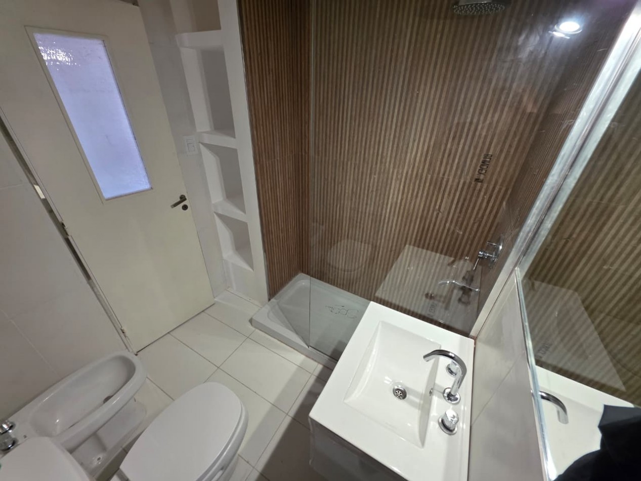 ALQUILO DEPARTAMENTO 2 DORMITORIOS CON COCHERA $675.000+EXPENSAS