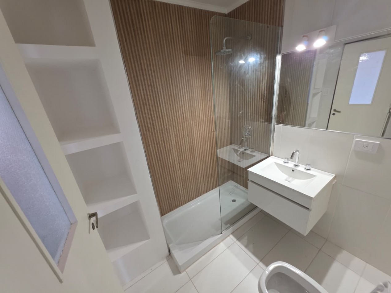 ALQUILO DEPARTAMENTO 2 DORMITORIOS CON COCHERA $675.000+EXPENSAS