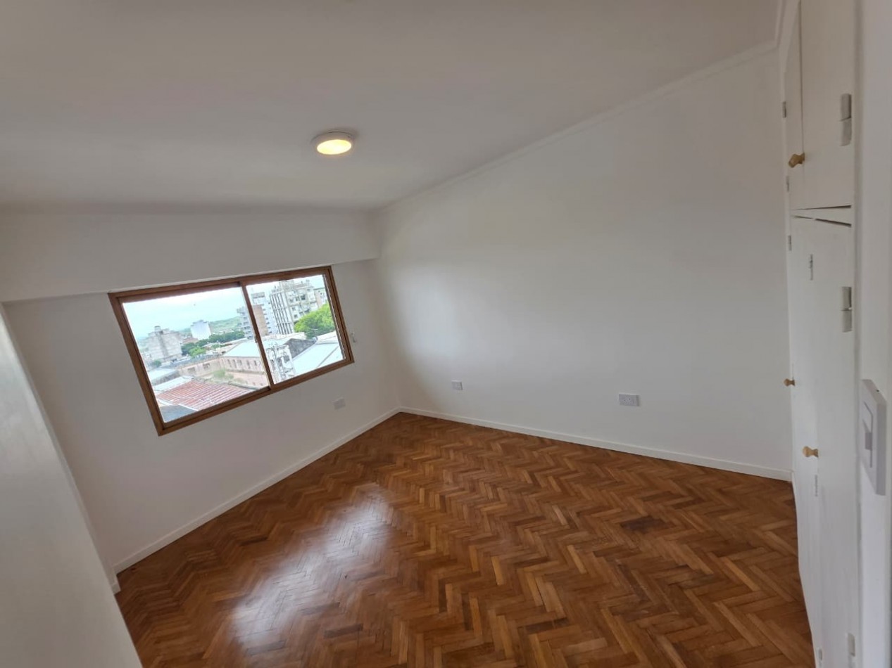 ALQUILO DEPARTAMENTO 2 DORMITORIOS CON COCHERA $675.000+EXPENSAS