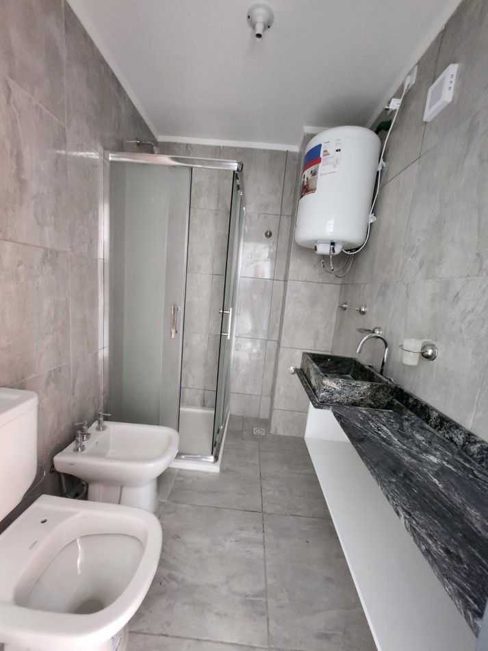 ALQUILO DEPTO 1 DOR. ZONA 5 ESQUINAS $460.000+EXPENSAS+IMP.