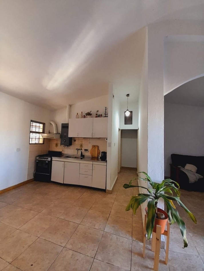 VENDO CASA 2 DORMITORIOS. U$D 47.000.-