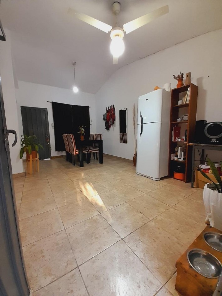 VENDO CASA 2 DORMITORIOS. U$D 47.000.-