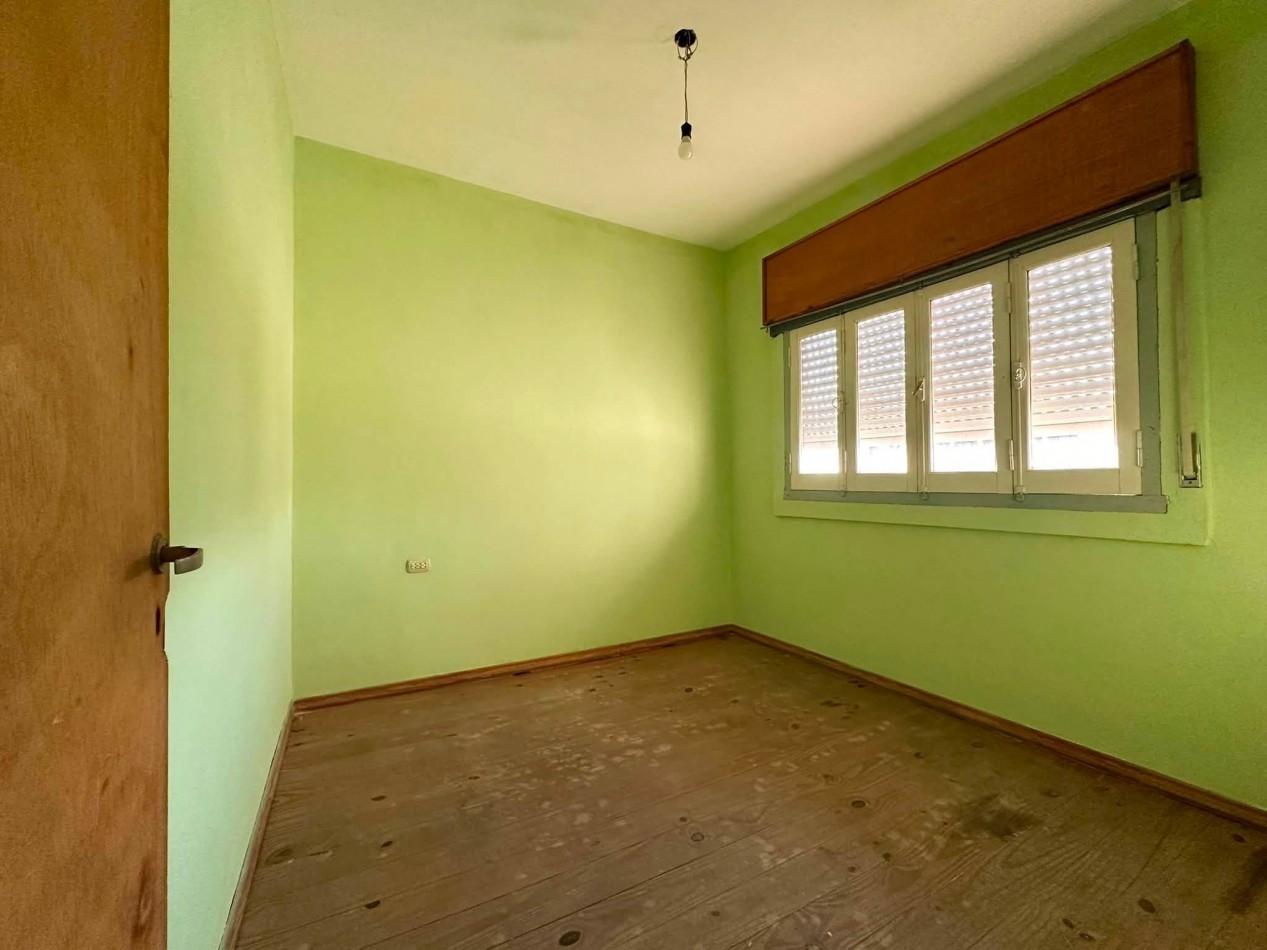 VENDO CASA 3 DORM MAS LOCAL COMERCIAL