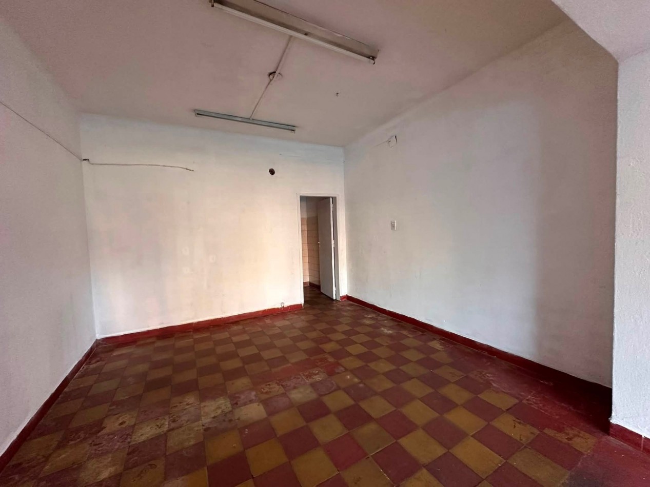 VENDO CASA 3 DORM MAS LOCAL COMERCIAL