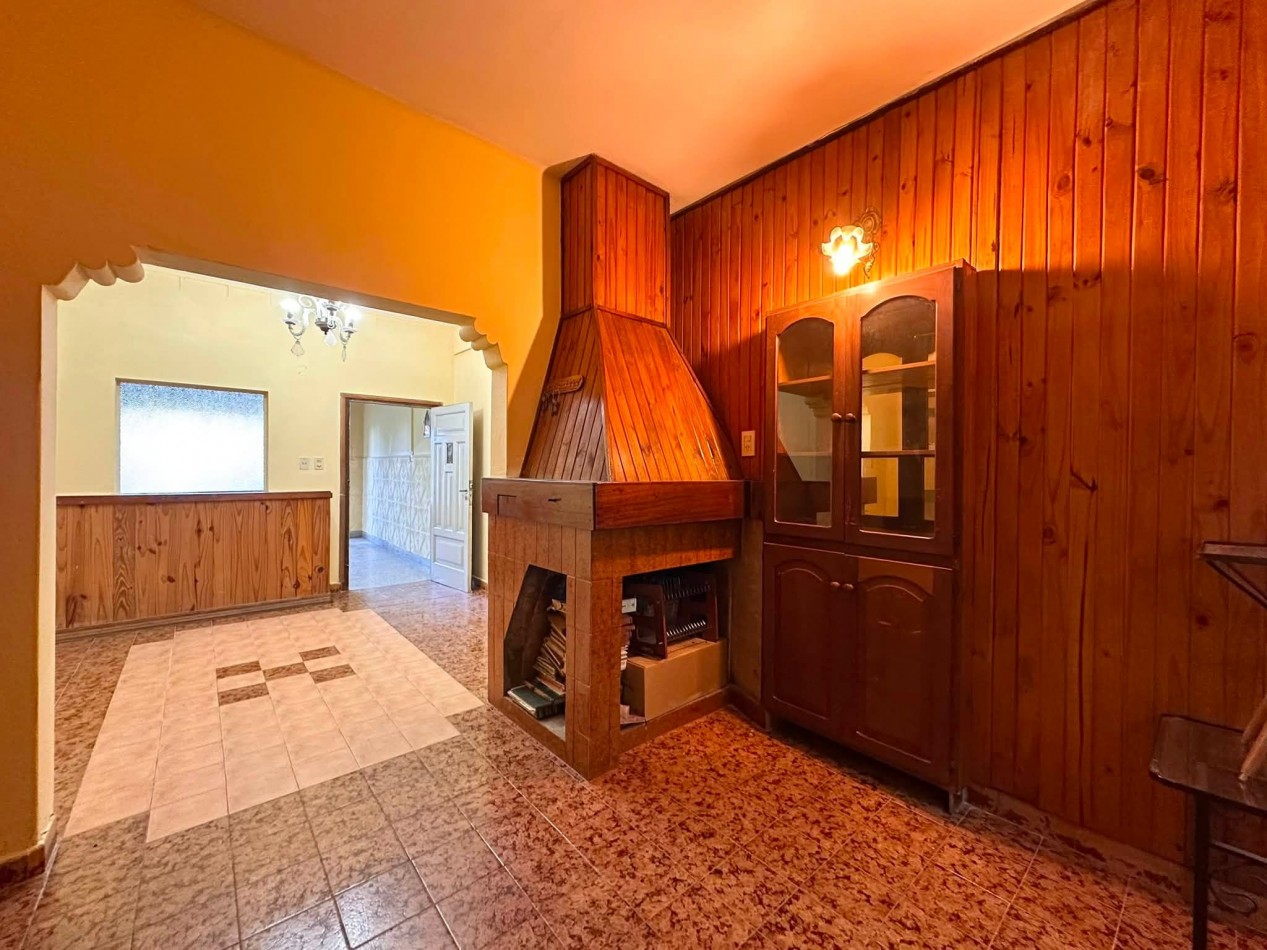 VENDO CASA 3 DORM MAS LOCAL COMERCIAL
