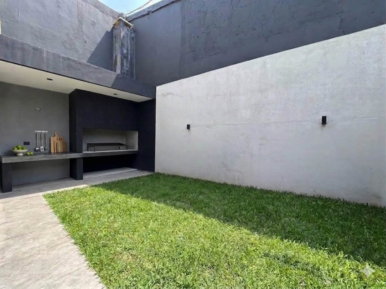 VENDO CASA 3 DORM 3 BAÑOS A ESTRENAR