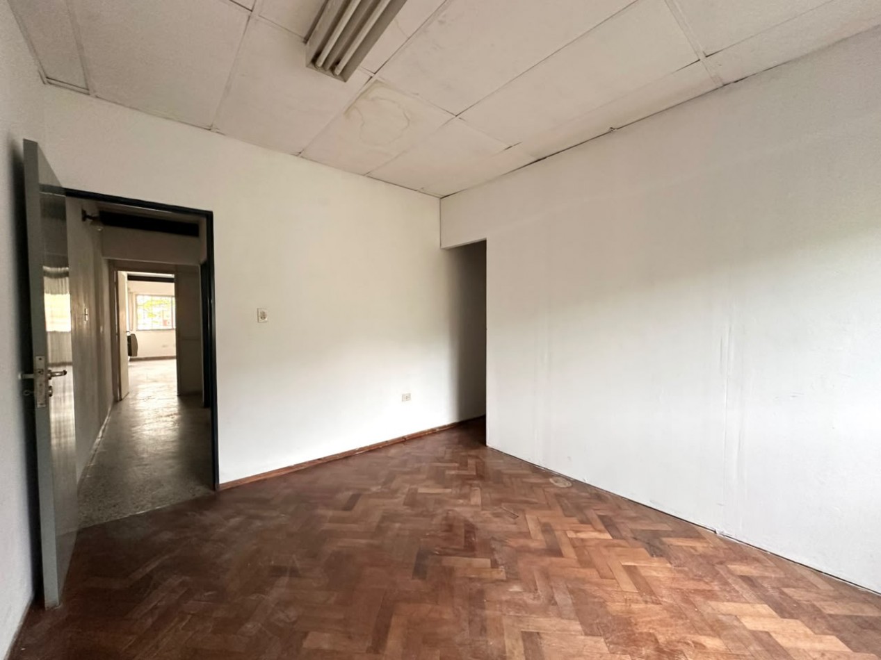 ALQUILO OFICINA/CONSULTORIO CALLE FELICIANO $410.000 FINAL
