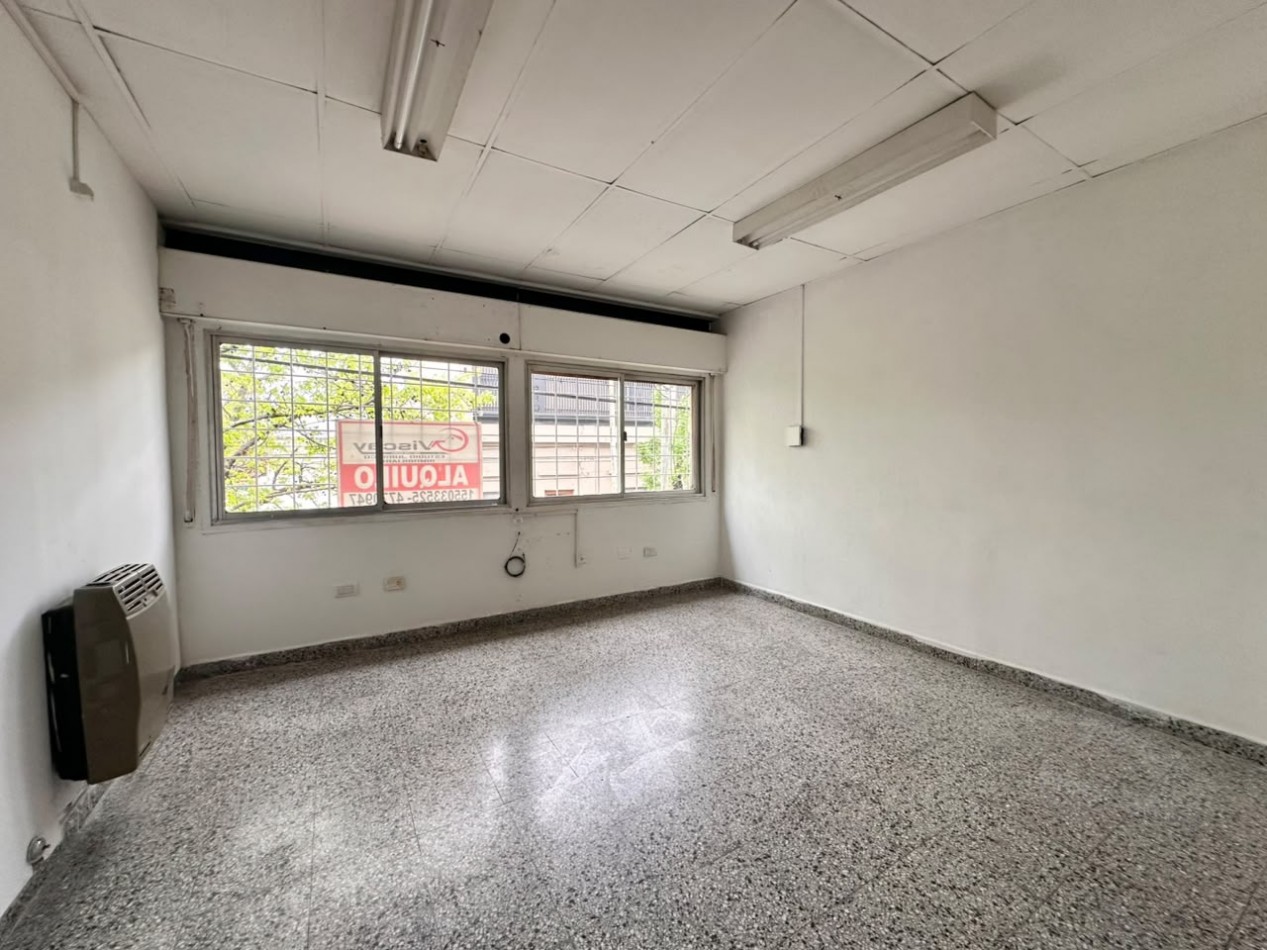 ALQUILO OFICINA/CONSULTORIO CALLE FELICIANO $410.000 FINAL