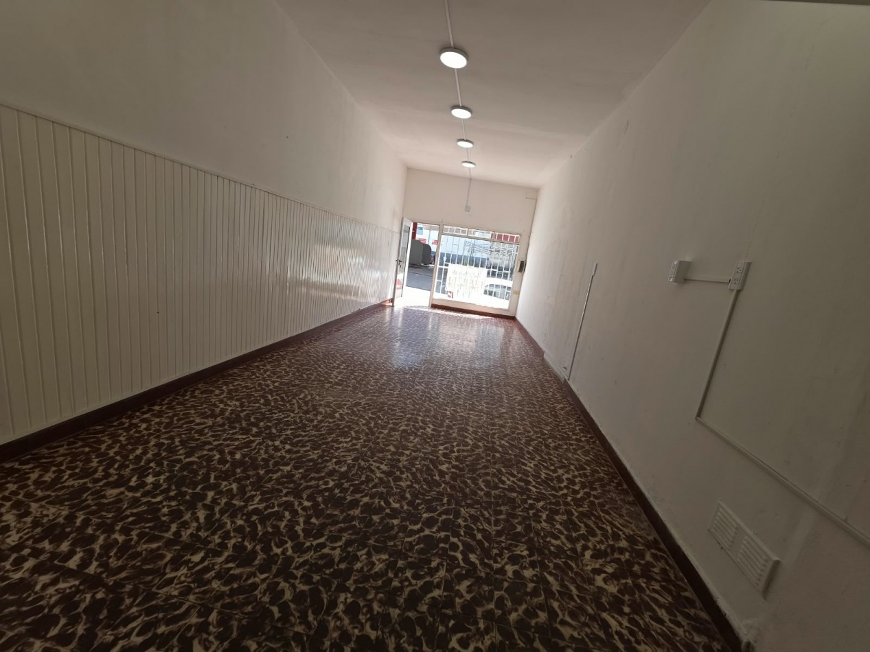 ALQUILO LOCAL COMERCIAL ZONA ALMAFUERTE $290.000 FINAL